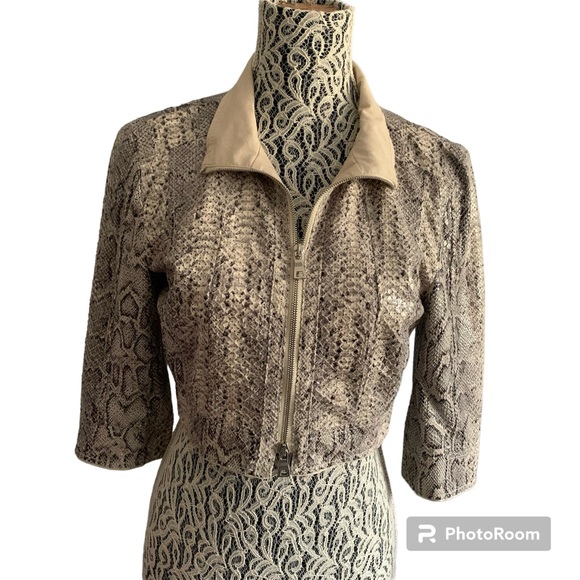 Blacky Dress Berlin Faux Snakeskin Cropped Blazer - Picture 2 of 15